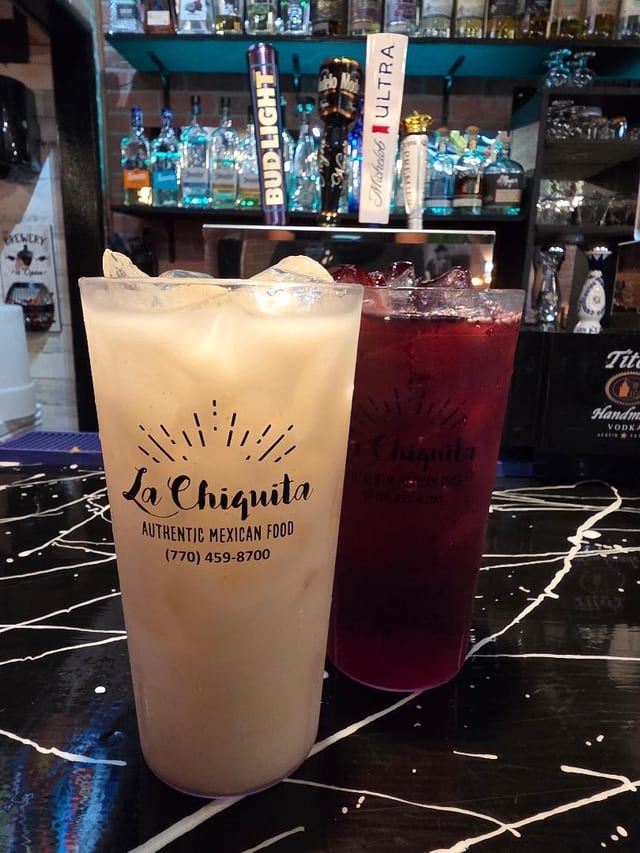 Agua de horchata.