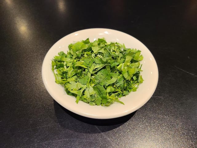 Cilantro (Side).