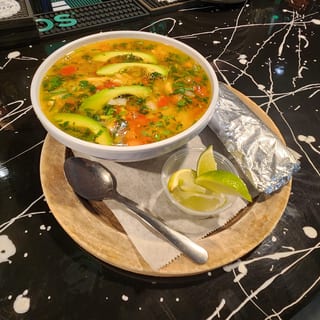 Sopa de pollo