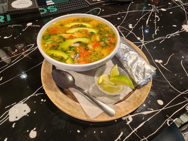 Sopa de Pollo.