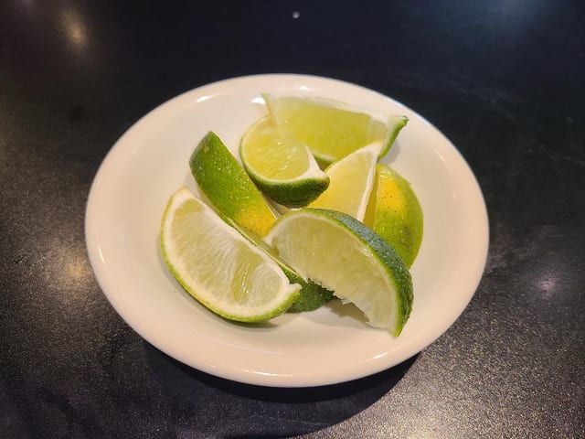 Lime (Side).