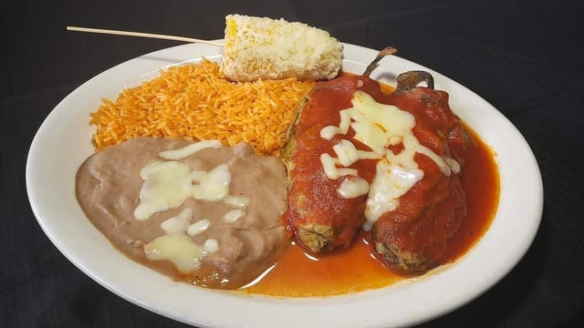 Chiles rellenos.
