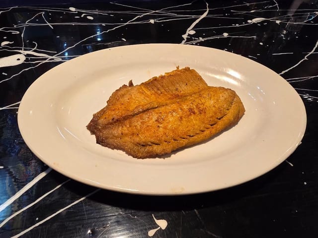 Tilapia Fillet 1pc (side).