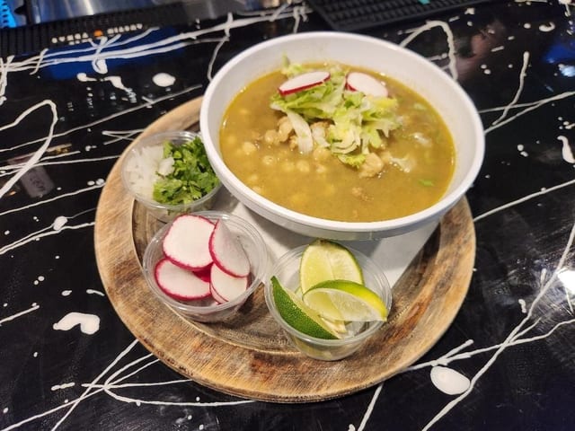 Pozole pollo.